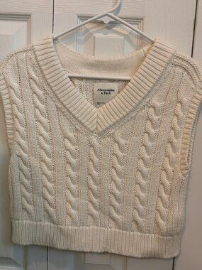 Abercrombie Oversized Sweater Vest